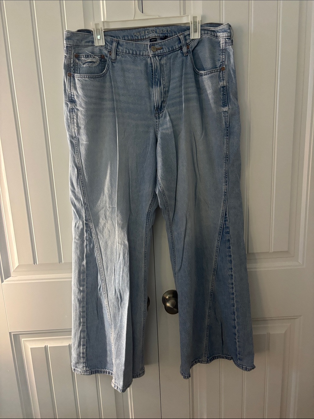 American Eagle Outfitters Light Wash Flared/Wide Leg Jeans
